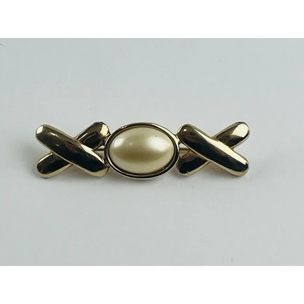 Vintage CAROLEE Brooch Gold Tone Cabochon Pearl Pin XO Faux Twist Criss Cross ex